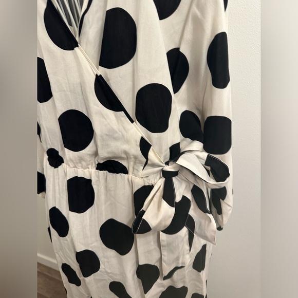 H&M POLKA DOT DRESS - Picture 2 of 6